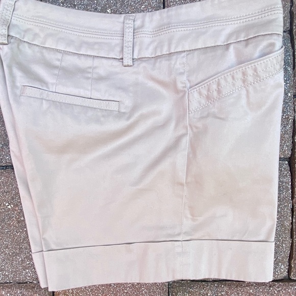 White House Black Market shorts - Picture 15 of 15